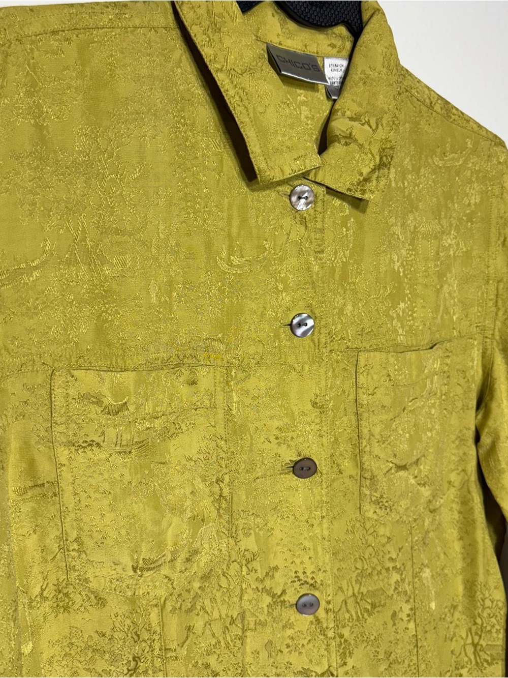 Chico’s Size 1 Yellow Jacquard Button Front Jacket Blouse Lightweight Casual - Picture 2 of 7